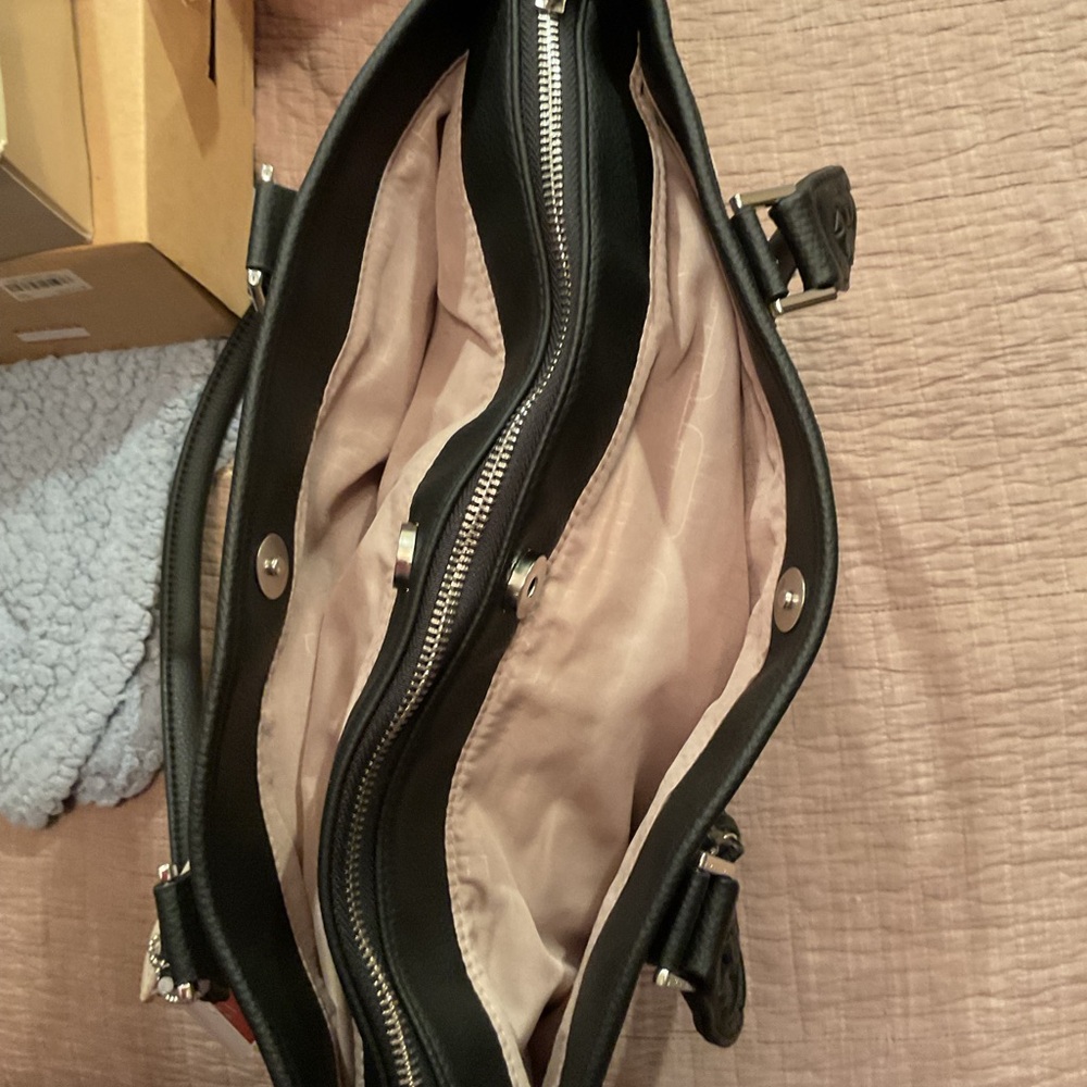 Purse - Picture 3 of 3